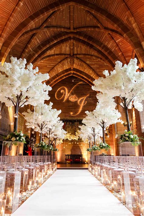 Choosing Your Wedding Ceremony Decorations | 2020 Trends