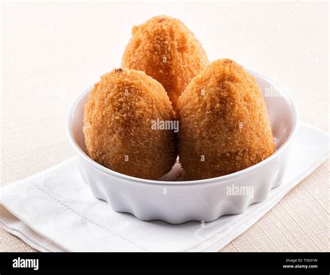 Arancini Di Sicilia Fotos Und Bildmaterial In Hoher Aufl Sung Alamy