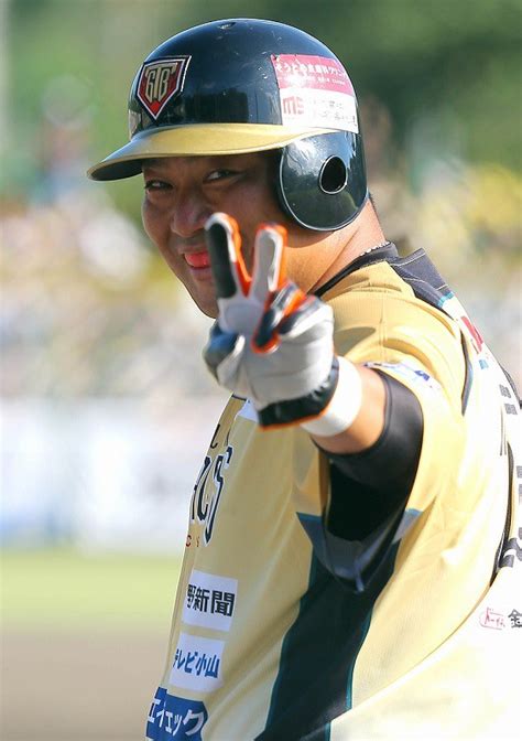 元巨人：村田、涙の引退試合 独立リーグ栃木、今季最終戦 写真特集813 毎日新聞