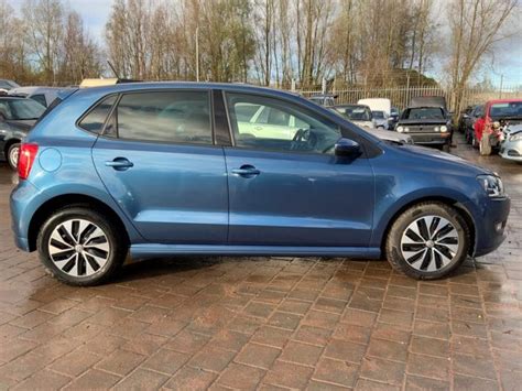 Volkswagen Polo V Tsi V Bluemotion Salvage Vehicle Blue