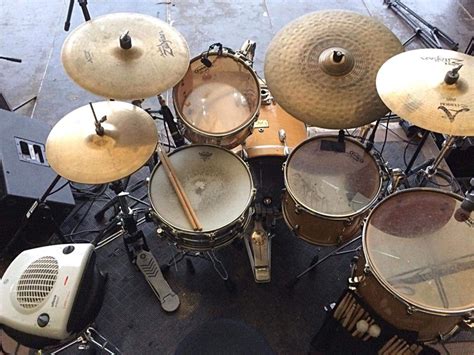 Pin by Roland Bennett on Cool and Amazing Drum Kits | Drums studio, Drums, Drum music