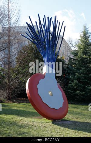 WASHINGTON, DC, USA - "Typewriter Eraser" sculpture by Claes Oldenburg ...