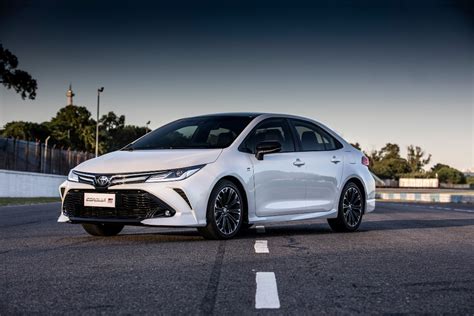 Lançamento Toyota Corolla Gr S A Versão Esportivada Do Sedã