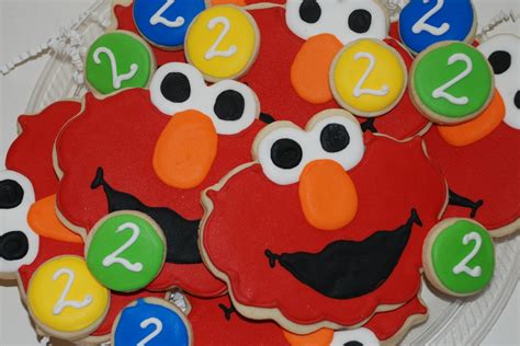 jackandy cookies: Elmo Cookies