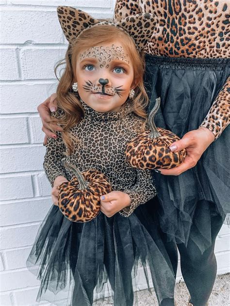 Mommy And Me Halloween Costume Ideas Diy Leopard Costumes Leopard