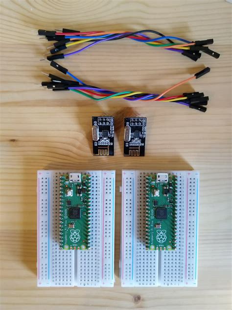 How To Easily Connect A Nrf L Transceiver To Your Raspberry Pi Pico