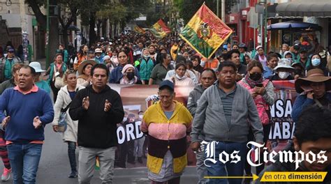 Los Tiempos On Twitter Ltahora Comerciantes Realizaron Una Marcha De