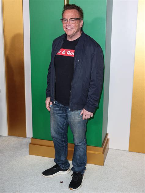 Tom Arnold's Ex-Wife Files Restraining Order, Claims He Threatened Her