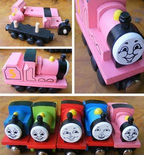 Thomas and Friends: Thomas Wooden Train/3d Puzzle train Offer