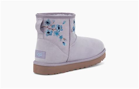 Classic Mini Blossom Boot Ugg® Official