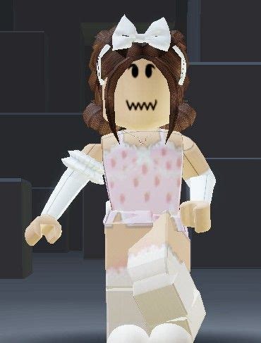 Princess outfit? | Princess outfits, Princess, Roblox