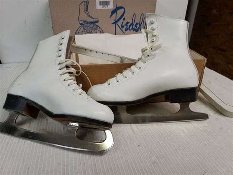 Riedell Womens Ice Skates Sz 5 5 6 Trice Auctions