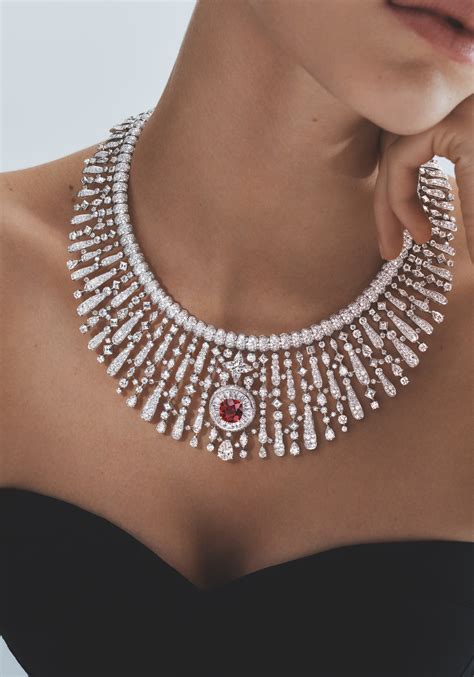 Louis Vuitton High Jewelry Diamond Necklaces Earrings | semashow.com