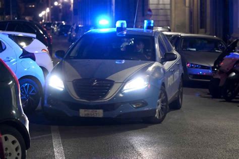 Colpo Alla Camorra Blitz Poliziotti In Manette Pericoloso Latitante