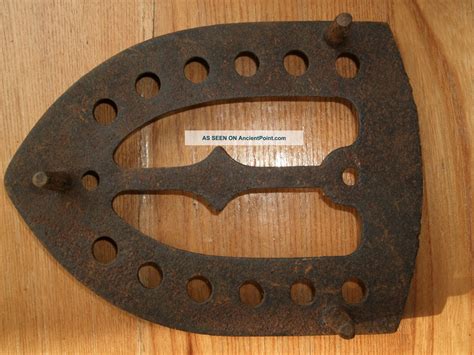 Antique Cast Iron Trivet Sad Iron Feet Metal Vintage 6 Inches Primitive