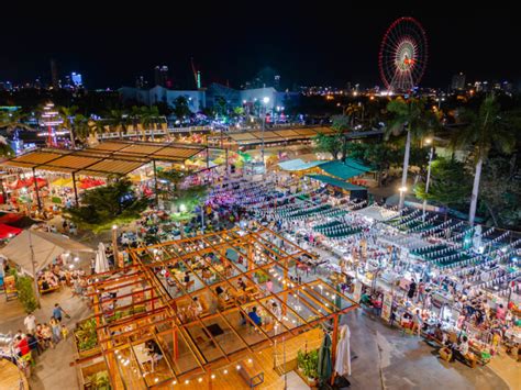 Helio Night Market - The Largest Nighttime Culinary Complex in Da Nang 2024