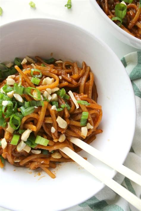 Spicy Sriracha Noodles This Savory Vegan