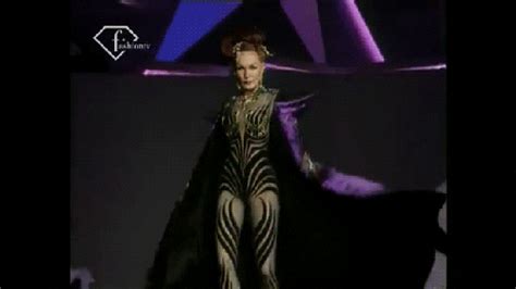 Aura Mugler S Get The Best  On Giphy