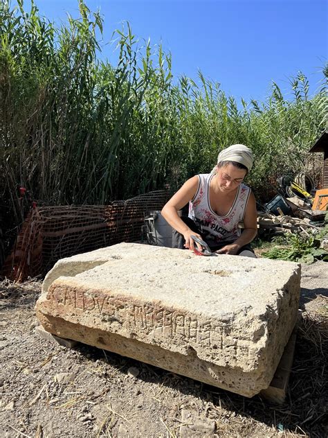 Nuova Scoperta Archeologica A San Casciano Torna Alla Luce Un Apollo