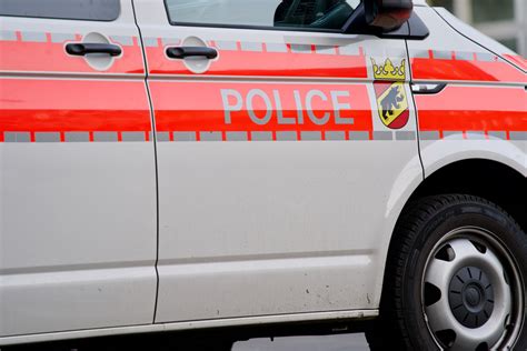 Kanton BE 37 Korpsangehörige im Berner Münster vereidigt Polizeinews ch