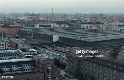 741 Munich Main Station Stock Photos, High-Res Pictures, and Images ...