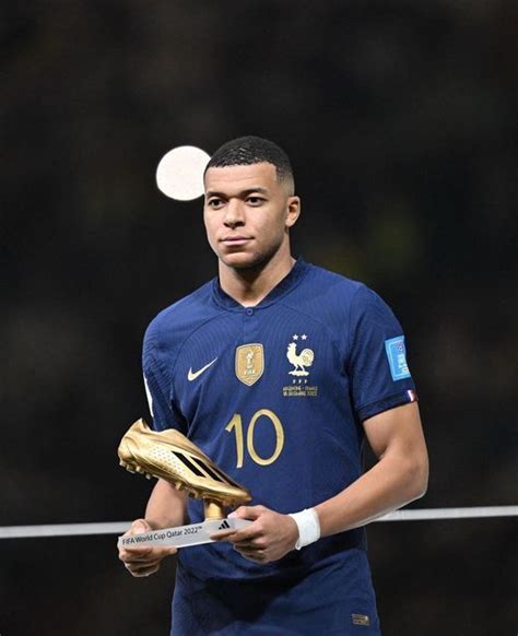 Kylian Mbappé Fanpage on Instagram Kylian wins the golden boot award