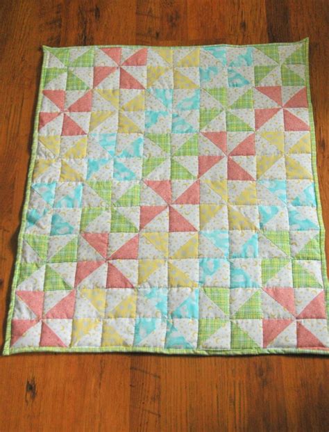 Striped Pinwheel Baby Quilt and Free Pattern - Kiku Corner