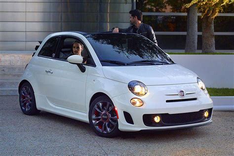 Fiat 500 Lounge Price Review And Specs For April 2023