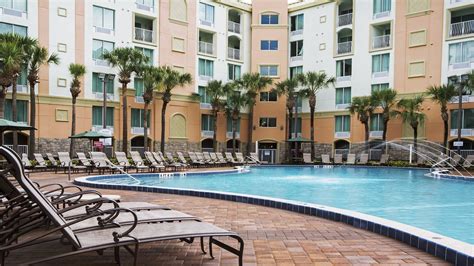 Holiday Inn Resort Orlando 360 View | Orlando resorts, Orlando lakes, Holiday inn