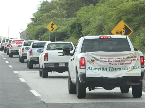 Activan programa para el Bienestar en Acapulco tras paso de huracán Otis