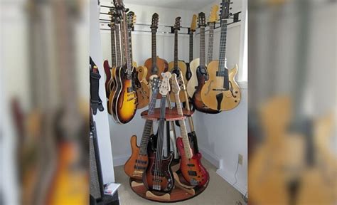 Before After How A Simple Closet Became A Guitar Sanctuary