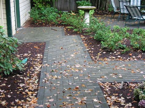 Landscaping With Concrete Pavers