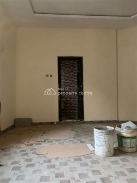 For Rent Newly Built Standard 2 Bedroom Pop Standard Screeded Wall