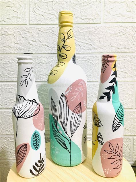 Bottle Art Painting | Hand painted bottles, Diy bottle crafts, Bottle crafts