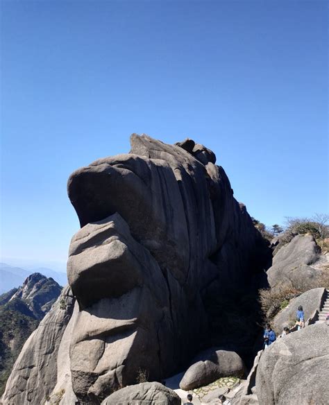 黄山令人感叹大自然造物的神奇，五岳归来不看山，黄山归来不看岳 财经头条