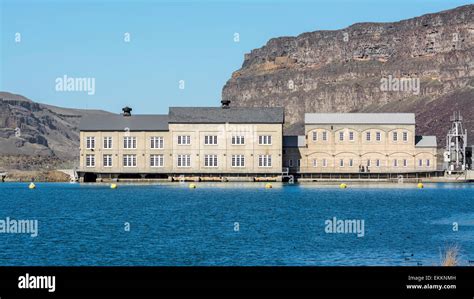 Dam with building on it in Idaho Stock Photo - Alamy