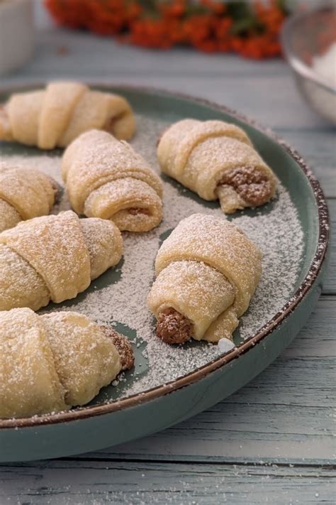 Nut Rogaliki Walnut Rugelach With Addictive Potential