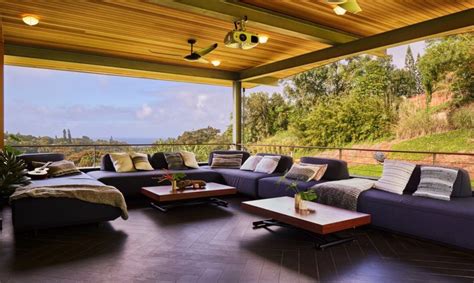 Indoor Outdoor Modern Home Lives The Off Grid Dream In Hawaii Curbed