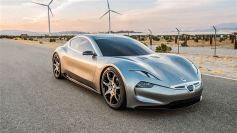 Premi Re Sortie Pour La Fisker Emotion