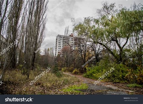 Chernobyl Disaster Abandoned Buildings Stock Photo 753254791 | Shutterstock