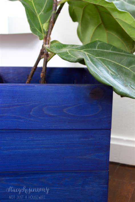 A Crate Planter Tutorial From Stacy Risenmay Minwax Blog