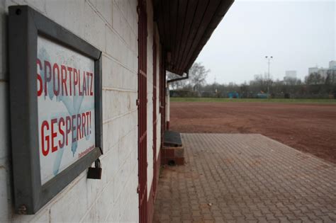 Wie Gehts Mit Den Neuwieder Sportplätzen Weiter Sportkreis Chef Mahnt