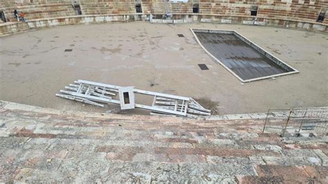 Menestrello Di Pietro Acquafredda Arena Di Verona La Caduta Della