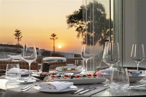 Hotel in Santorini with sunset view | SECRET VIEW HOTEL