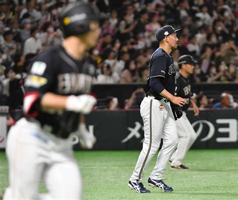 【オリックス】今季初サヨナラ負け、2回で降板の小野泰己に中嶋監督「攻める姿勢が欲しかった」 プロ野球写真ニュース 日刊スポーツ