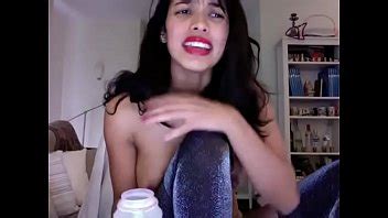 Hot Amatuer Brunette Toying Wet Pussy On Cam XNXX