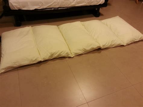 PetuniaLee™: DIY Floor Cushion