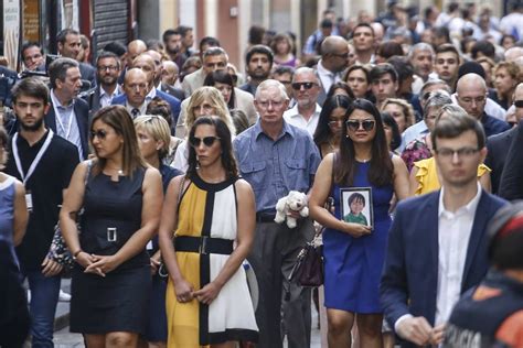 Fotos Los Homenajes Por El Aniversario De Los Atentados En Barcelona Y