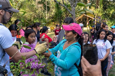 Familias del barrio Colina Campestre están comprometidas con la