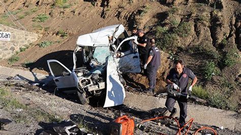 Erzurum Da Feci Kaza Ambulans Ile Hafif Ticari Ara Arp T L Ve